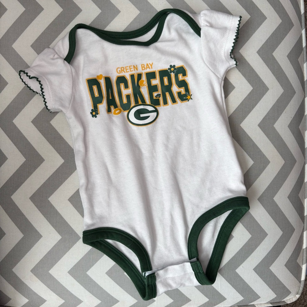 Green Bay Packers, baby, onesie, little fan, go pack go, Wisconsin, 6/9 mos.